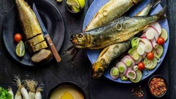 كيلو الرنجة بـ145 جنيها.. التموين تسعد الملايين قبل شم النسيم كيلو الرنجة بـ145 جنيها.. التموين تسعد الملايين قبل شم النسيم