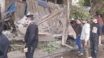 محافظ القليوبية يتابع حملة الإشغالات بشارع 135 بحي شرق شبرا الخيمة محافظ القليوبية يتابع حملة الإشغالات بشارع 135 بحي شرق شبرا الخيمة