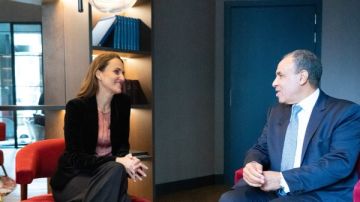 وزيرة خارجية رومانيا: مصر ركيزة أساسية في بنية الأمن الإقليمي