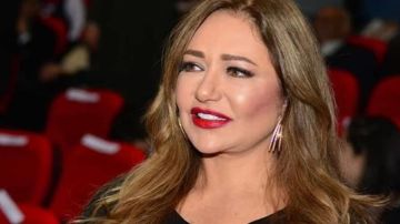 ليلى علوي تنعى والد منة شلبي.. ماذا قالت؟ ليلى علوي تنعى والد منة شلبي.. ماذا قالت؟