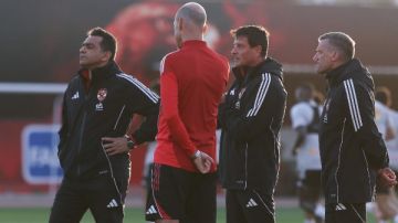 لاعب سوبر.. الأهلي يدرس ضم نيجيري جديد لتدعيم الوسط