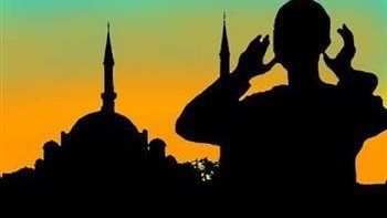 هل يجوز الكلام أثناء سماع الأذان؟.. الإفتاء توضح: هكذا أمرنا النبي هل يجوز الكلام أثناء سماع الأذان؟.. الإفتاء توضح: هكذا أمرنا النبي