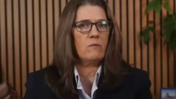 ابنة شقيق ترامب تحذر من أعراض خرف يعاني منها رئيس أمريكا.. صور