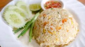 تحويل الأرز العادي لوجبة فخمة في 10 دقائق