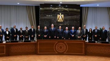 مدبولي: الحكومة تحرص على جذب مشروعات القطاع الخاص ذات القيمة المضافة العالية مدبولي: الحكومة تحرص على جذب مشروعات القطاع الخاص ذات القيمة المضافة العالية