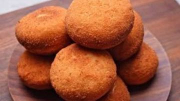 طريقة عمل فطائر البومب .. بمكونات بسيطة وطعم خرافي طريقة عمل فطائر البومب .. بمكونات بسيطة وطعم خرافي