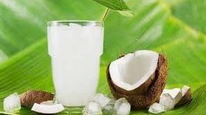 ماذا يحدث للجسم عند تناول ماء جوز الهند؟