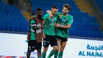 بمشاركة دونجا.. الخليج يسقط النجمة بثلاثية في الدوري السعودي بمشاركة دونجا.. الخليج يسقط النجمة بثلاثية في الدوري السعودي