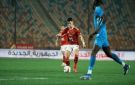 التعادل الإيجابي يحسم الشوط الأول بين الأهلي وسموحة في الدوري الممتاز