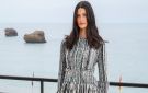 تارا عماد تثير الجدل خلال حضورها أحدث عروض دار Chanel - eg