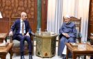 شيخ الأزهر يدعو وزير التربية التعليم إلى تبني إستراتيجية تعليمية تراعي طبيعة مجتمعاتنا