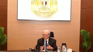 نائب رئيس الوزراء يبحث تعظيم الاستفادة من شركات الأسمدة ودعم تنافسية الصناعة