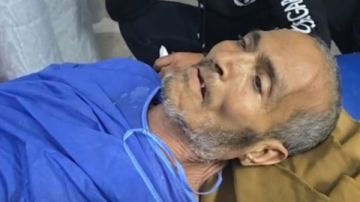 تركه ابنه في الشارع.. حكاية الأيام الأخيرة لطارق بين المرض ومحاولات النجاة تركه ابنه في الشارع.. حكاية الأيام الأخيرة لطارق بين المرض ومحاولات النجاة