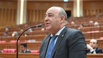 تصريحات نارية.. صحة النواب: لا أزمة في أسعار الكشف الطبي فيديو تصريحات نارية.. صحة النواب: لا أزمة في أسعار الكشف الطبي فيديو