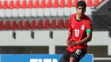 قائد منتخب مصر للناشئين: أغلقنا صفحة كوت ديفوار.. وهذا سلاحنا أمام تنزانيا