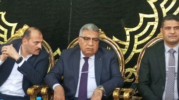 محافظ الدقهلية يقدم واجب العزاء في ضحايا حادث العوينات محافظ الدقهلية يقدم واجب العزاء في ضحايا حادث العوينات
