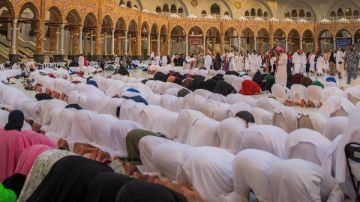 إمام المسجد الحرام: يوم النحر اجتمعت فيه أمهات أعمال الحج إمام المسجد الحرام: يوم النحر اجتمعت فيه أمهات أعمال الحج