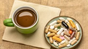 احذر.. 3 فيتامينات لا يجب تناولها مع القهوة احذر.. 3 فيتامينات لا يجب تناولها مع القهوة