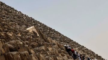 العلماء كشفوا السر.. لماذا ظل الهرم الأكبر صامدا أمام الزلازل؟ العلماء كشفوا السر.. لماذا ظل الهرم الأكبر صامدا أمام الزلازل؟