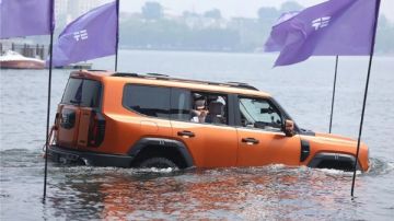كأنها قارب .. جيتور G700 موديل 2026 صور كأنها قارب .. جيتور G700 موديل 2026 صور