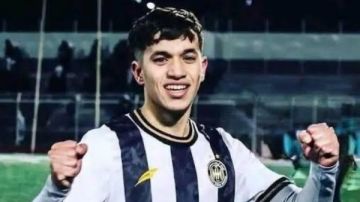 صلاح بوشامة يتلقى عرضًا من شباب بلوزداد واللاعب يفضل البنك الأهلي