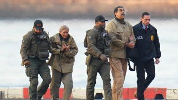 تحول مفاجئ.. فنزويلا تسلم الحليف السابق لـمادورو إلى واشنطن تحول مفاجئ.. فنزويلا تسلم الحليف السابق لـمادورو إلى واشنطن