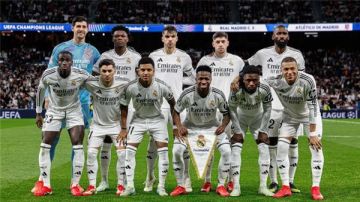أزمة داخل ريال مدريد.. إصابة فالفيردي خلال مشادة مع تشواميني داخل غرفة الملابس