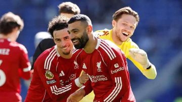 عملاق إسباني يشعل الصراع.. تحرك جديد للتعاقد مع محمد صلاح عملاق إسباني يشعل الصراع.. تحرك جديد للتعاقد مع محمد صلاح