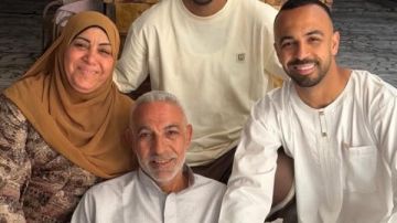أفشة يحتفل بعيد الأضحى برفقة عائلته