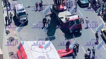 إنقاذ شاب حاول القفز من الطابق الـ13 بشرق الإسكندرية إنقاذ شاب حاول القفز من الطابق الـ13 بشرق الإسكندرية