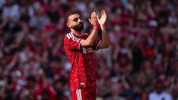 محمد صلاح يهنئ جمهوره بعيد الأضحى المبارك محمد صلاح يهنئ جمهوره بعيد الأضحى المبارك