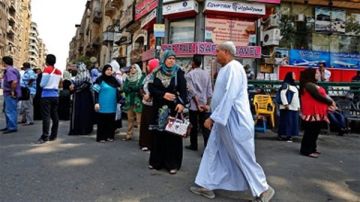 تراجع معدل البطالة إلى 6 خلال الربع الأول لعام 2026 تراجع معدل البطالة إلى 6 خلال الربع الأول لعام 2026