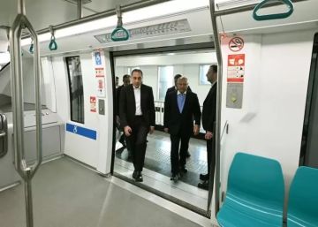 مدبولي: توجيه من فخامة الرئيس بأهمية التوسع في إنشاء شبكة من وسائل النقل الجماعي الأخضر مدبولي: توجيه من فخامة الرئيس بأهمية التوسع في إنشاء شبكة من وسائل النقل الجماعي الأخضر