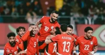 أسطورة فرنسا يدعو تشيلسي لإعادة التعاقد مع محمد صلاح