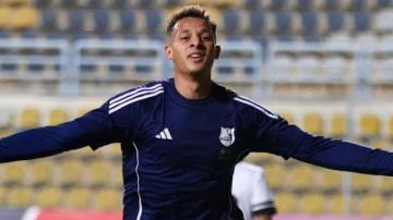 أقطاى عبدالله يفتح قلبه: مفاوضات الأهلي والزمالك خارج حساباتي .. وجماهير الأبيض «تخض»