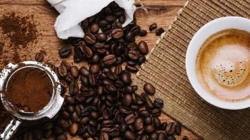 ارتفاع عالمي في أسعار البن وسط توترات جيوسياسية وضغوط مناخية ارتفاع عالمي في أسعار البن وسط توترات جيوسياسية وضغوط مناخية