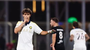النصر يحسم قمة مثيرة أمام الشباب برباعية في الدوري السعودي