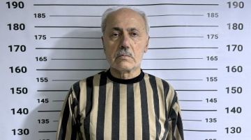 سوريا .. القبض على وجيه علي العبد الله مدير مكتب بشار الأسد سوريا .. القبض على وجيه علي العبد الله مدير مكتب بشار الأسد