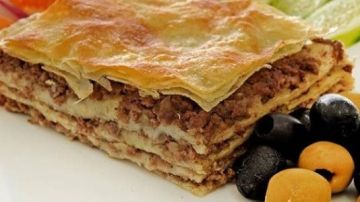 مذاق مختلف.. طريقة عمل رقاق باللحم بالخطوات مذاق مختلف.. طريقة عمل رقاق باللحم بالخطوات