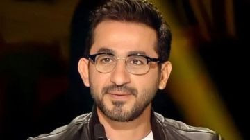 الموت يفجع الفنان المصري أحمد حلمي الموت يفجع الفنان المصري أحمد حلمي