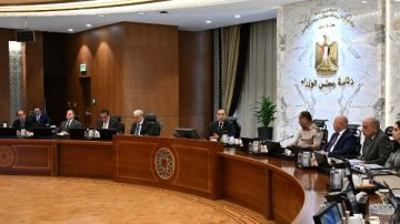 الحكومة توافق على طلب بعض الوزارات بالتعاقد لتنفيذ عدد من المشروعات الخدمية والتنموية