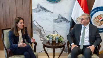 نائب رئيس شركة بي بي البريطانية: مصر أصبحت من أهم مناطق النمو في محفظة استثمارات الشركة عالميا نائب رئيس شركة بي بي البريطانية: مصر أصبحت من أهم مناطق النمو في محفظة استثمارات الشركة عالميا