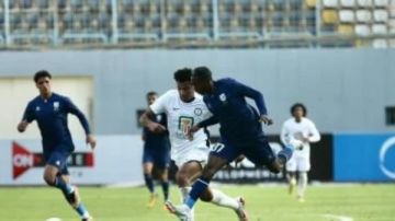 نجم إنبي: الدوري لسه في الملعب نجم إنبي: الدوري لسه في الملعب