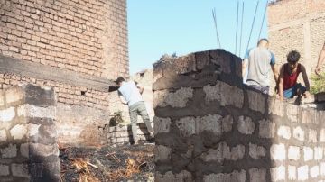 إصابة مسن في حريق منزل بأسيوط