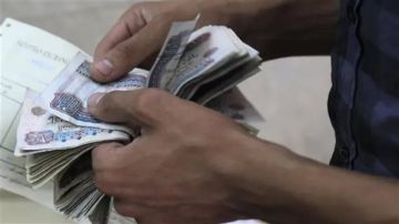 النائبة ضحى عاصم تطالب بزيادة العلاوة السنوية إلى 20 النائبة ضحى عاصم تطالب بزيادة العلاوة السنوية إلى 20