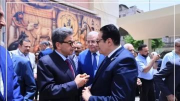 نقيب البيطريين يشارك جامعة القاهرة احتفالها بتأهيل وحدة التشخيص الجزيئي للحصول على الاعتماد الدولي نقيب البيطريين يشارك جامعة القاهرة احتفالها بتأهيل وحدة التشخيص الجزيئي للحصول على الاعتماد الدولي
