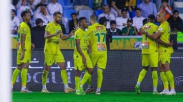 تشكيل الخليج أمام الهلال.. بويت يراهن على كينج وفورتونيس في مهمة صعبة بالدوري السعودي