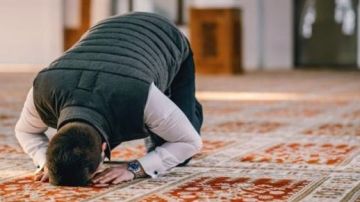 صلاة الضحى وفضلها العظيم.. ما أفضل وقت لأدائها وعدد ركعاتها؟ صلاة الضحى وفضلها العظيم.. ما أفضل وقت لأدائها وعدد ركعاتها؟