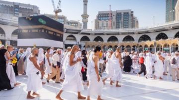 الافتاء: الحج لا يغني عن الصلاة ولا تغني فريضة عن أخرى الافتاء: الحج لا يغني عن الصلاة ولا تغني فريضة عن أخرى
