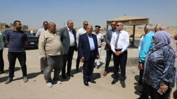 محافظ القاهرة يتابع أعمال التطوير المحيطة بسور مجرى العيون
